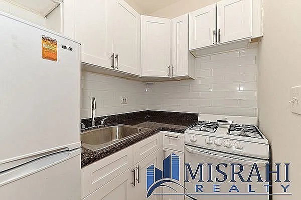 Rented by J Misrahi Realty Corp | media 9