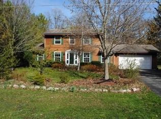 8519 Hazel Ln, Waterford, WI 53185