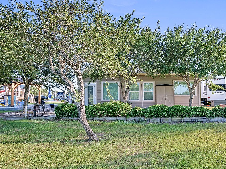 1st image of 25 Augusta Cir