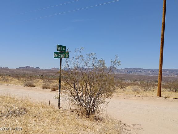 5th image of 1560 W Melissa Ln