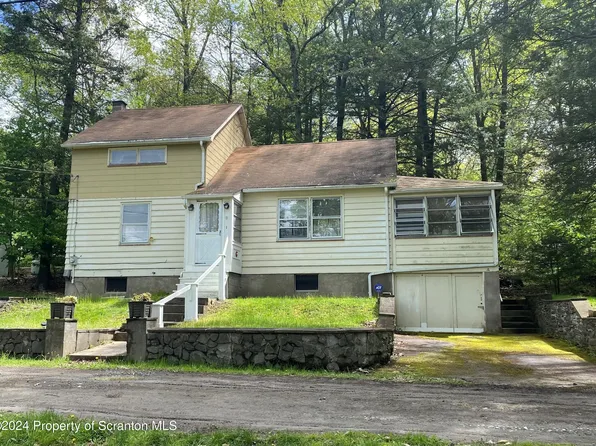 114 Hillbilly Vlg, Tunkhannock, PA 18657