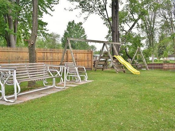 Bench for relaxation and enjoying the view.