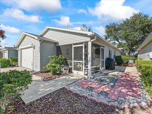 2nd image of 3459 Amelia Ave