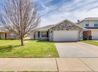 6436 Paradise Valley Rd, Fort Worth, TX 76112