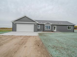 37713 470th St, Frazee, MN 56544