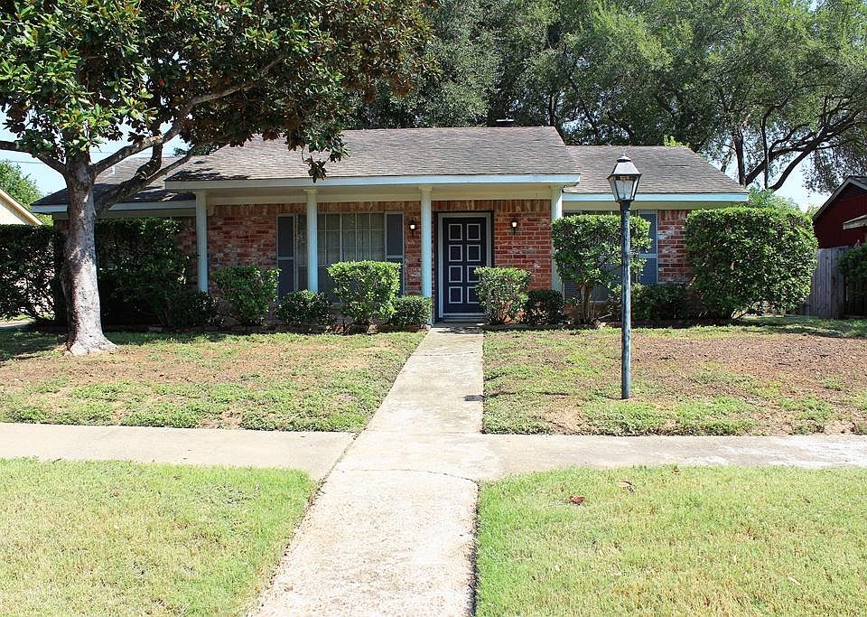 1st image of 10431 Huntington Place Dr