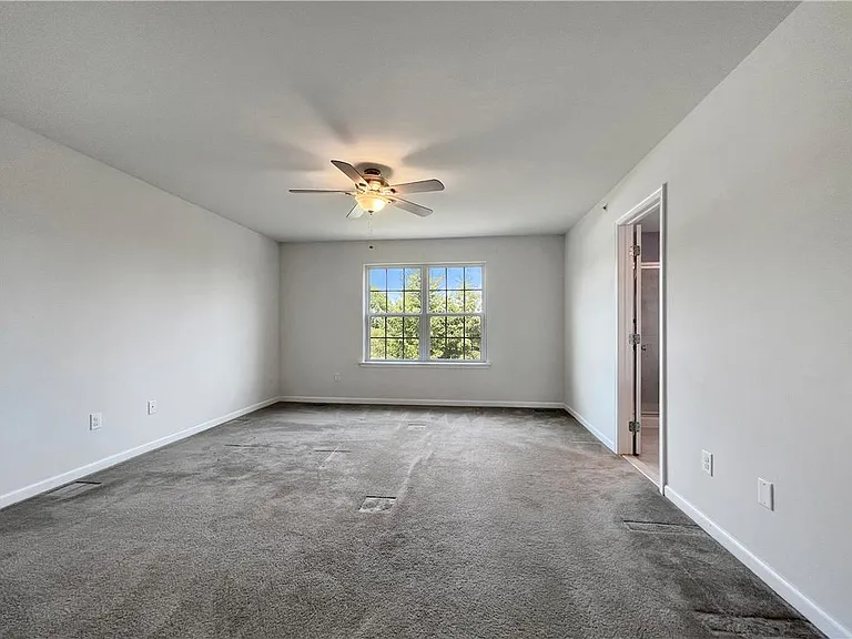 280 Milkweed Dr — Photo 6
