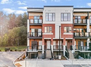 25 Isherwood Ave #D64, Cambridge, ON N1R 0E2