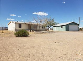 1335 S Cordes Rd, Golden Valley, AZ 86413