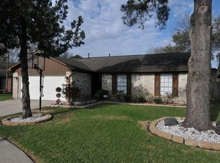 11711 Stone Bridge Dr, Houston, TX 77064