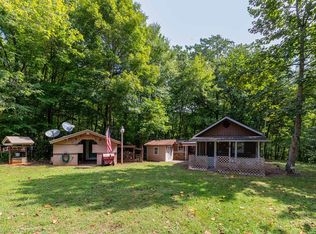 26 Stable Rd, Bryson City, NC 28713