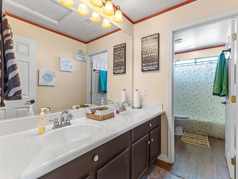 13632 W Acapulco Ln — Photo 7