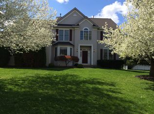 1 Shadowstone Ln, East Windsor, NJ 08520
