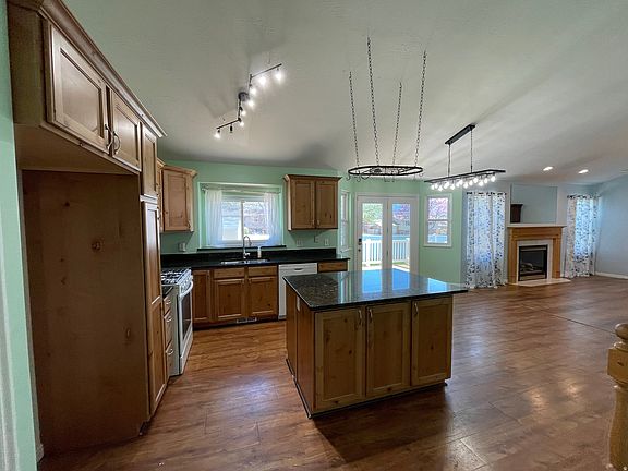 5th image of 6407 S Everest Dr W
