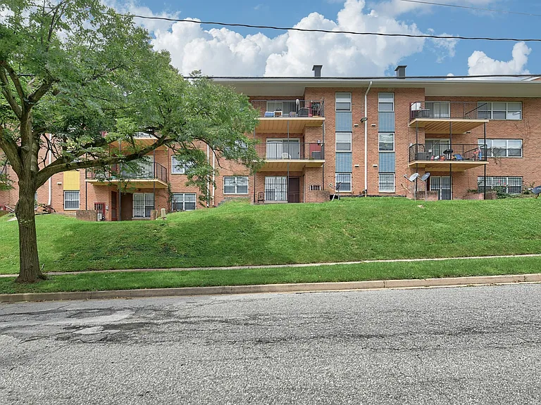 Woodington West Apartments — Photo 7