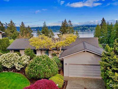 30 174th Place NE, Bellevue, WA, 98008