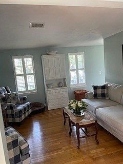 3rd image of 18 Leilo Dr Unit 18