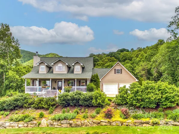 15 Raccoon Point, Canton, NC 28716