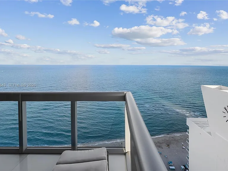 6899 Collins Ave #2208 — Photo 26