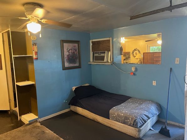 (undisclosed Address)