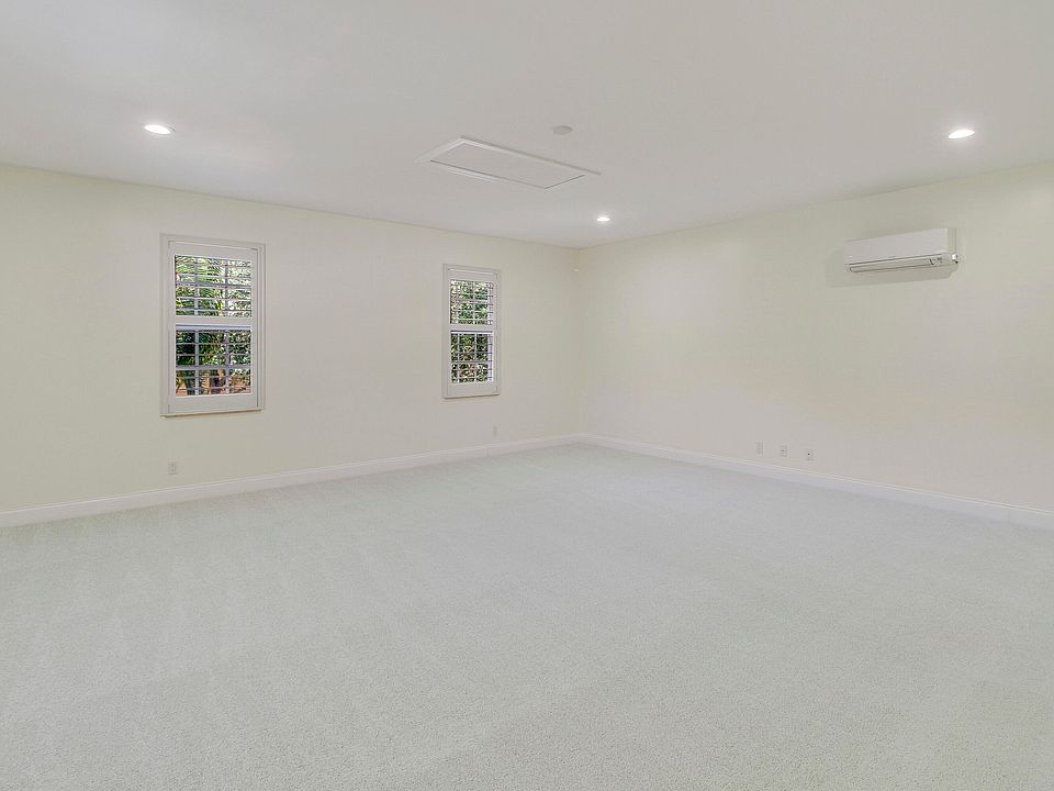1st image of 3306 Greenway Drive