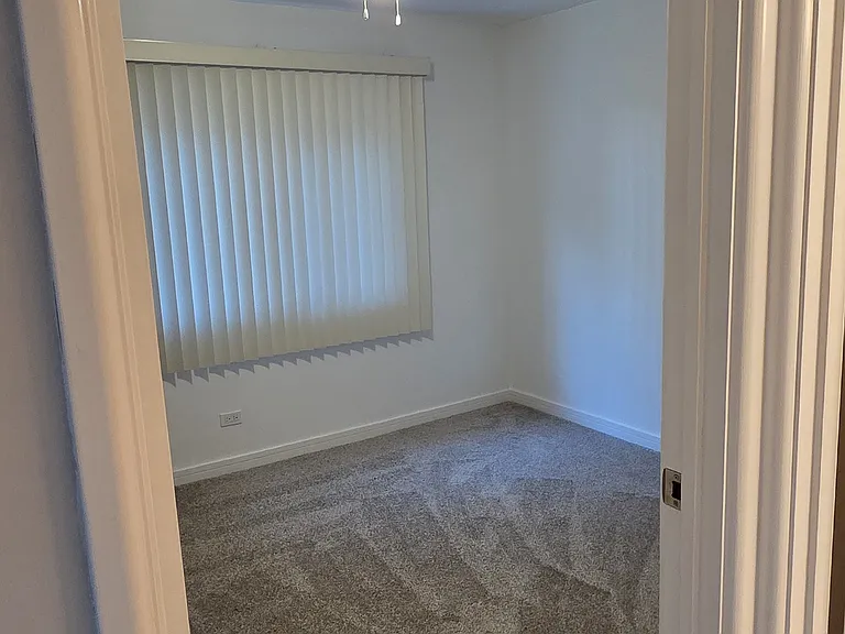 10442 S Nashville Ave #3 — Photo 5