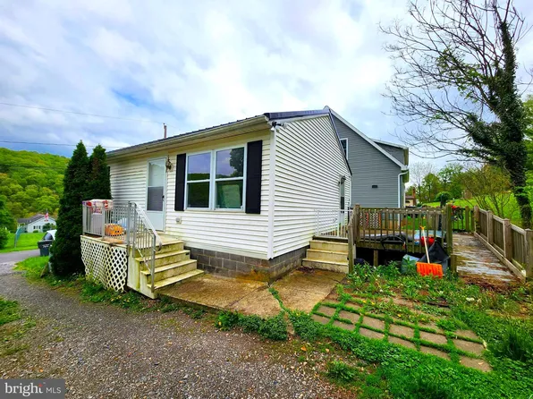 12017 Wood Rose Ave NE, Cumberland, MD 21502