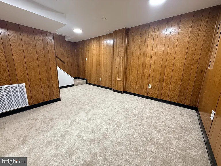 32 Provincial Pkwy — Photo 13
