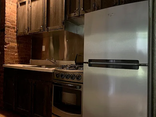 Rented by PocketBroker Inc | media 11