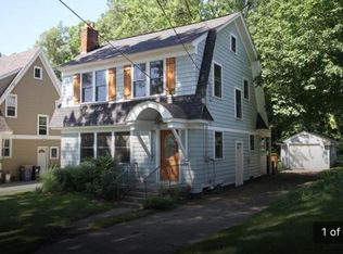 1327 Giddings Ave SE, Grand Rapids, MI 49506