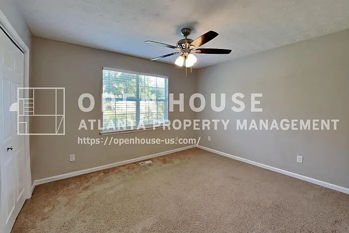 4504 Rushing Wind Ct — Photo 14