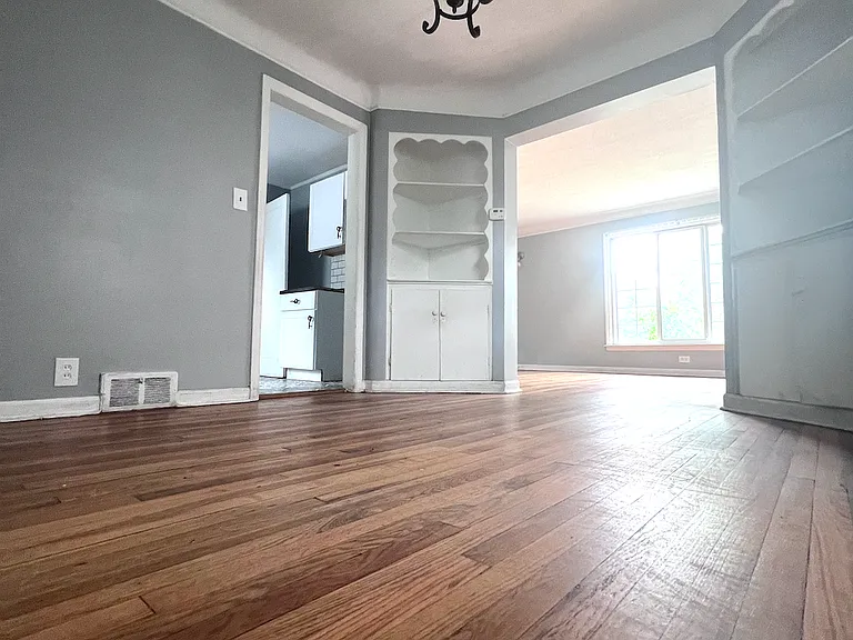 20926 Moross Rd — Photo 4