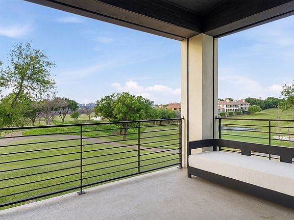 4th image of 320 Oconnor Ridge Blvd #22