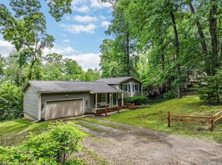 5275 Grass Lake Rd, White Lake, MI 48383