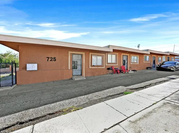 725 N 11th St, Las Vegas, NV 89101