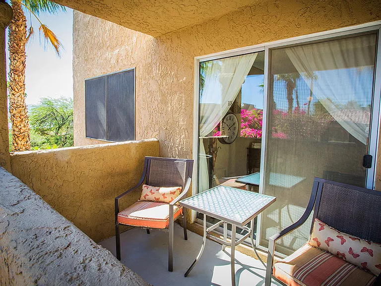 Patio/ Balcony