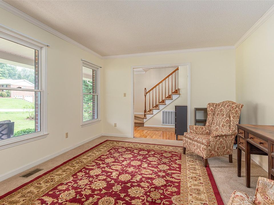 2 Cambridge Dr, Candler, NC 28715 Zillow
