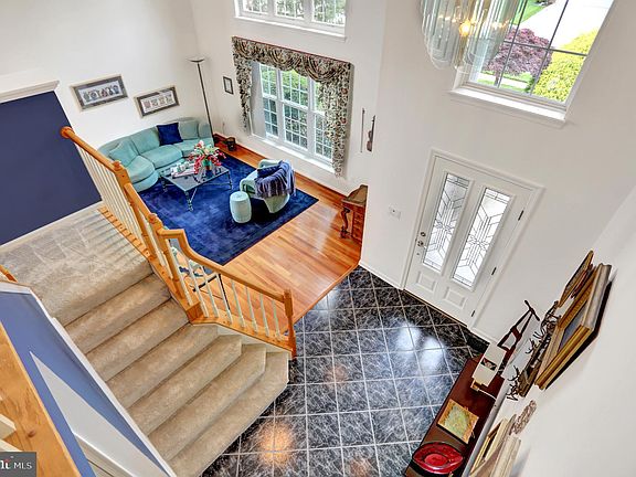 4th image of 2205 Deadora Dr