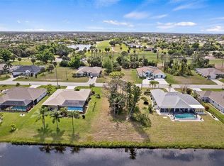 475 Rotonda Cir #898, Rotonda West, FL 33947