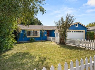 2850 SW Metolius Ave, Redmond, OR 97756