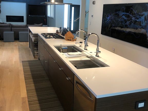 20 foot Quartz island
