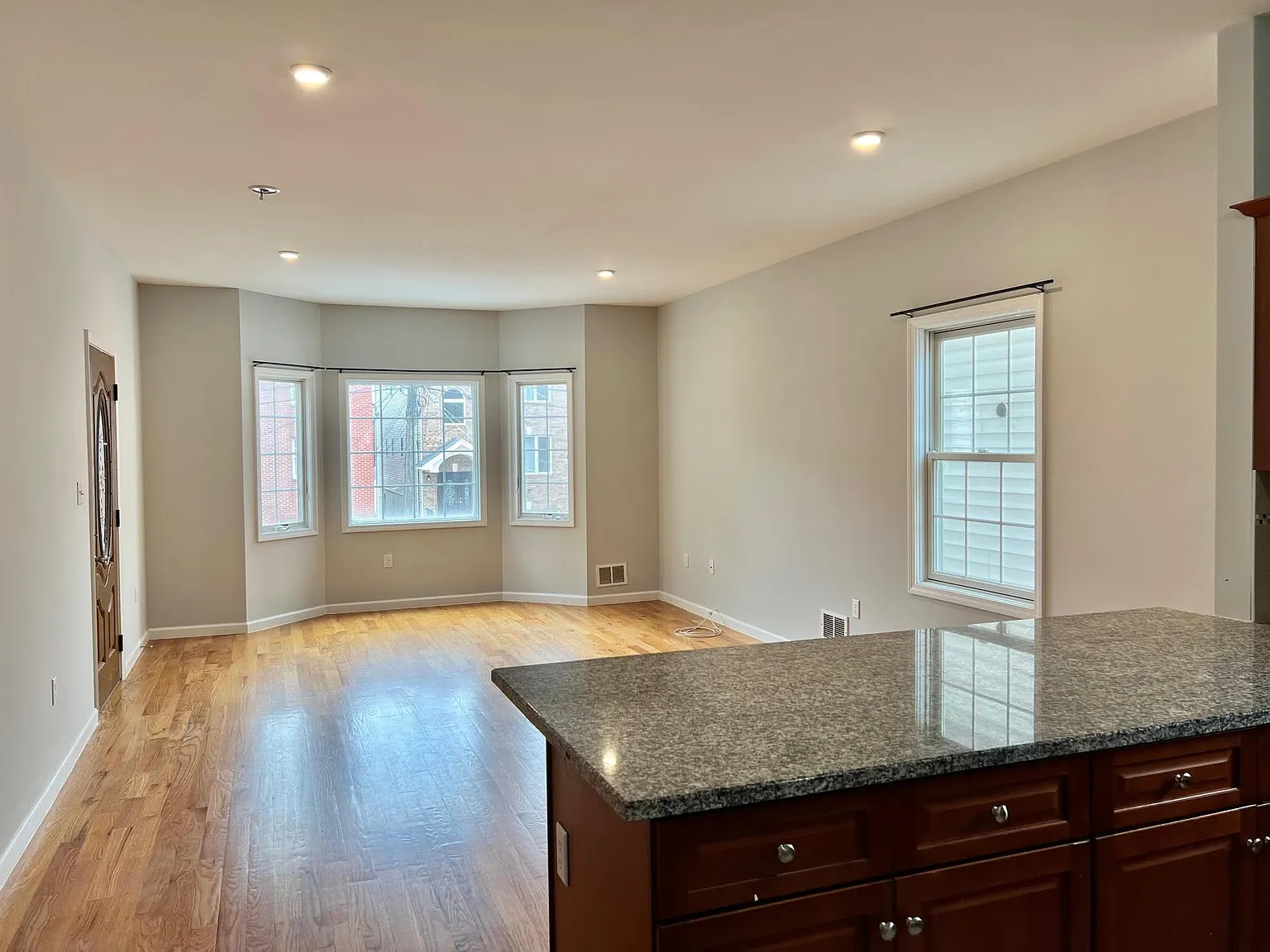 418 Jersey St — Photo 3