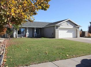 4035 Deaton Dr, Olivehurst, CA 95961