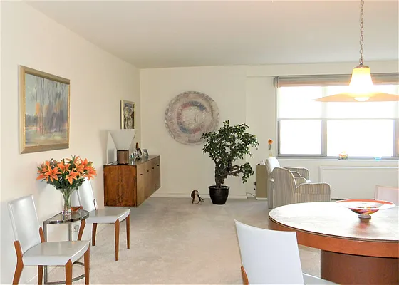 Sold by Benjamin Realty Since 1980 | media 25