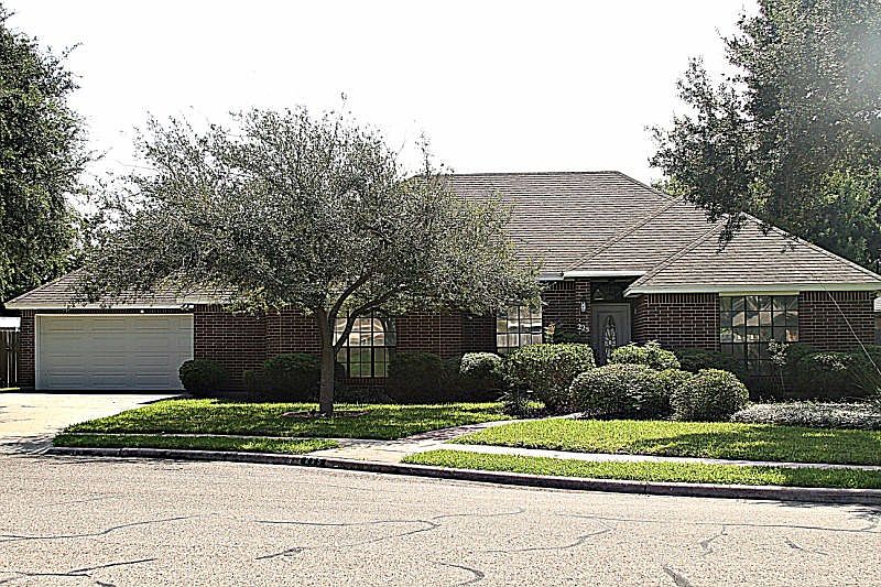 1st image of 225 Sandpiper Dr