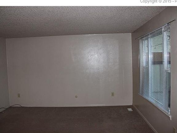3rd image of 17599 Ponderosa Ave
