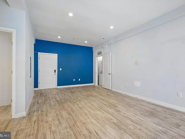 980 N Marshall St #1 — Photo 7