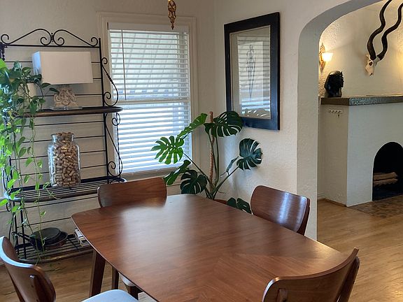 5th image of 6256 Belmont Ave