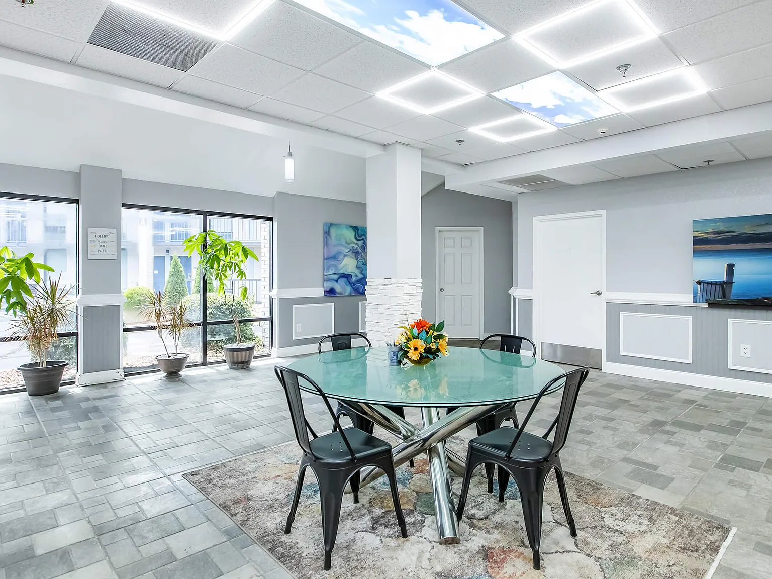 Skytop Studio Lofts — Photo 3