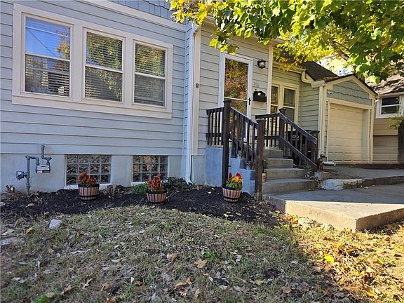 2nd image of 316 N Crysler Ave